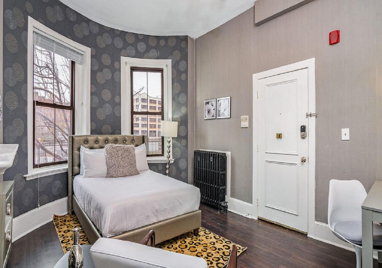 Suites At 143 Arlington Street Бостън Екстериор снимка