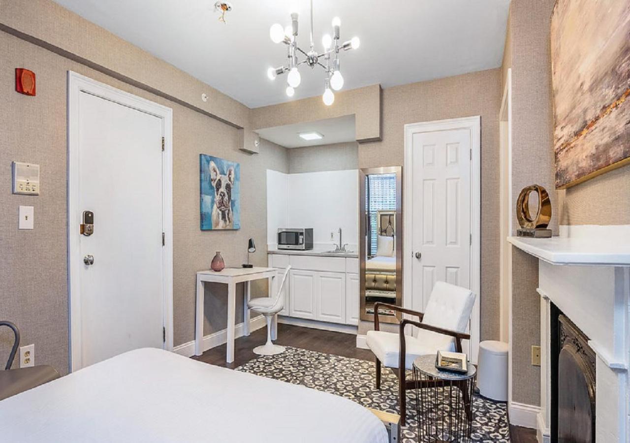 Suites At 143 Arlington Street Бостън Екстериор снимка